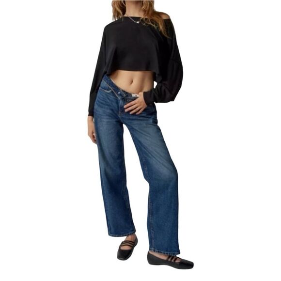 Urban out from under addison cozy cutoff cropped black tee  shirt size XS - Picture 2 of 14